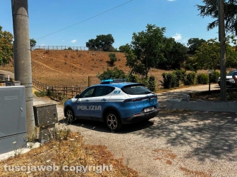 Crolla solaio di una casa sulla Cassia Sud