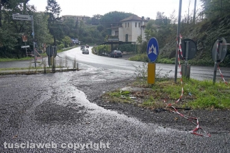 Crolla un costone a Foro Cassio