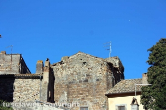 Crolli e lesioni a Sipicciano