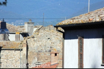 Crolli e lesioni a Sipicciano