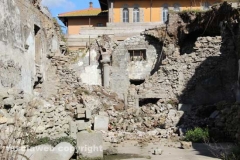Crollo alle scuderie Sallupara