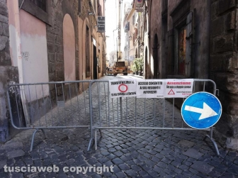 Viterbo - Chiuso tratto di via San Lorenzo
