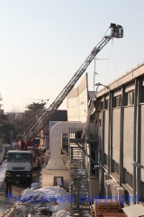 L\'intervento dei vigili del fuoco all\'Unieuro