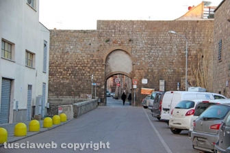 Da Porta Romana a Porta del Carmine