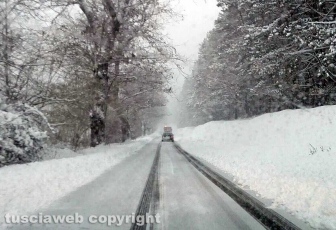 Dalla Cimina a Viterbo, la Tuscia sotto la neve