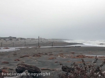 Mare in burrasca a Montalto