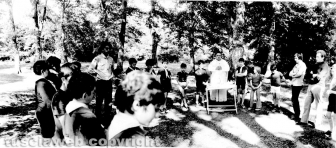 David Sassoli assieme agli scout di Cura di Vetralla negli anni '70