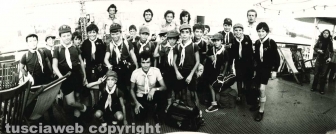 David Sassoli assieme agli scout di Cura di Vetralla negli anni '70