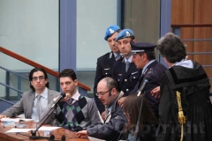 De Vito dà in escandescenze in aula