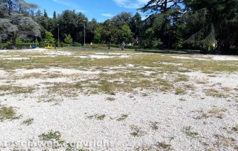 Viterbo - Degrado a pratogiardino Lucio Battisti