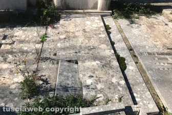 Viterbo - Degrado al cimitero di San Lazzaro