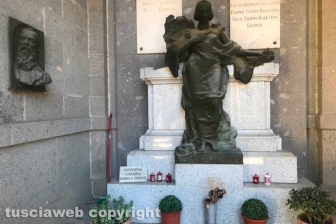 Viterbo - Degrado al cimitero di San Lazzaro