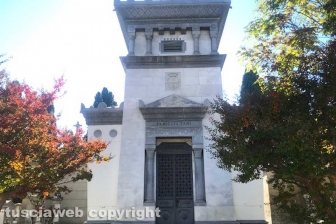 Viterbo - Degrado al cimitero di San Lazzaro