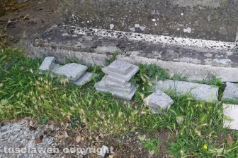 Montefiascone - Degrado al cimitero