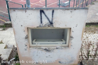 Degrado e sporcizia al Bucone