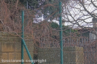 Degrado e sporcizia al Bucone