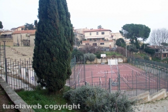 Degrado e sporcizia al Bucone