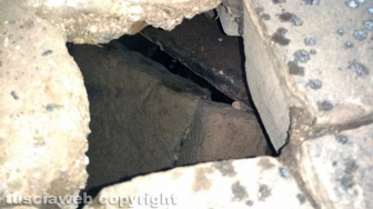 Viterbo - Il buco su via della Casaccia