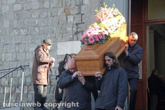 Delitto di Santa Lucia - I funerali dei coniugi Fieno