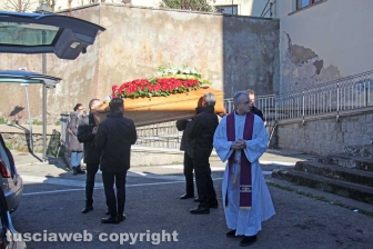 Delitto di Santa Lucia - I funerali dei coniugi Fieno