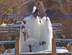 La fontana dei quattro mori a Villa Lante danneggiata dal ghiaccio