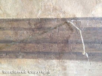 Viterbo - Deturpato un affresco alla Sala Regia