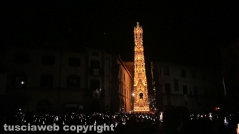 Viterbo - Santa Rosa - L'arrivo di Dies Natalis a piazza del Comune