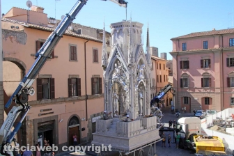 Viterbo - Dies Natalis a piazza del Comune - La costruzione