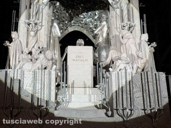 Montaggio della macchina di Santa Rosa - Dies Natalis - La statua della patrona