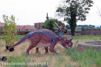 Viterbo - Dinosauri in carne e ossa