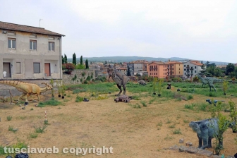 Viterbo - Dinosauri in carne e ossa
