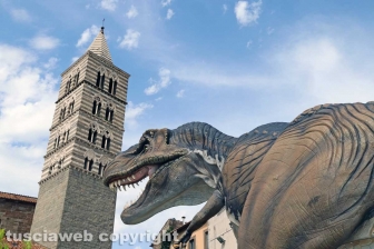 Viterbo - Dinosauri in carne e ossa