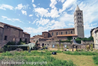Viterbo - Dinosauri in carne e ossa