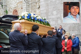 Dolore ad Amelia per i funerali di Francesco Marigliani