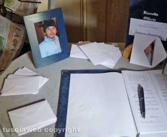 Dolore ad Amelia per i funerali di Francesco Marigliani