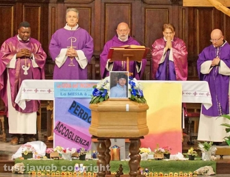 Dolore ad Amelia per i funerali di Francesco Marigliani