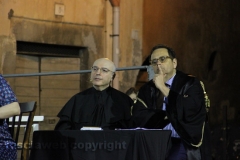 Il processo a don Abbondio in piazza del Fosso - Don Abbondio/Ferdinando Abbate e l\'avvocato Cataldo Intrieri