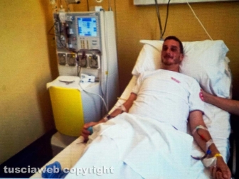 Viterbo - Marco Sbocchia il giorno della donazione del midollo