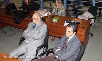Gli avvocati Giorgio e Fausto Barili tra il pubblico