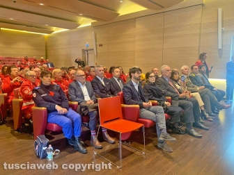 Croce rossa italiana - Donazione defibrillatori