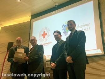 Croce rossa italiana - Donazione defibrillatori