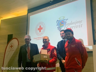 Croce rossa italiana - Donazione defibrillatori