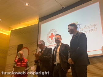 Croce rossa italiana - Donazione defibrillatori