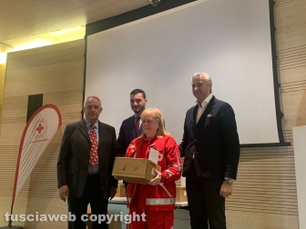Croce rossa italiana - Donazione defibrillatori