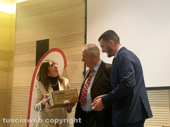 Croce rossa italiana - Donazione defibrillatori