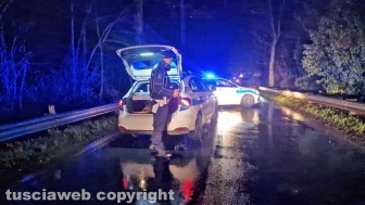 Donna investita sulla Cassia Sud - La polizia locale sul posto