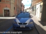 Donna si uccide in via della Morra