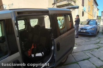 Viterbo - Donna si uccide in via della Morra