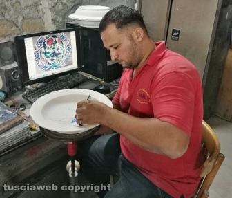 Il Cairo - Nel laboratorio dove nascono le repliche dei tesori di Tutankhamon