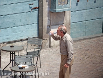 “Dr. House” sul set di Catch-22